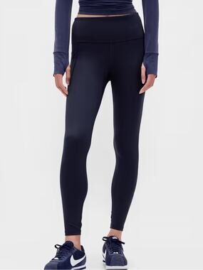 GAP Fit Navy Leggings with Pockets